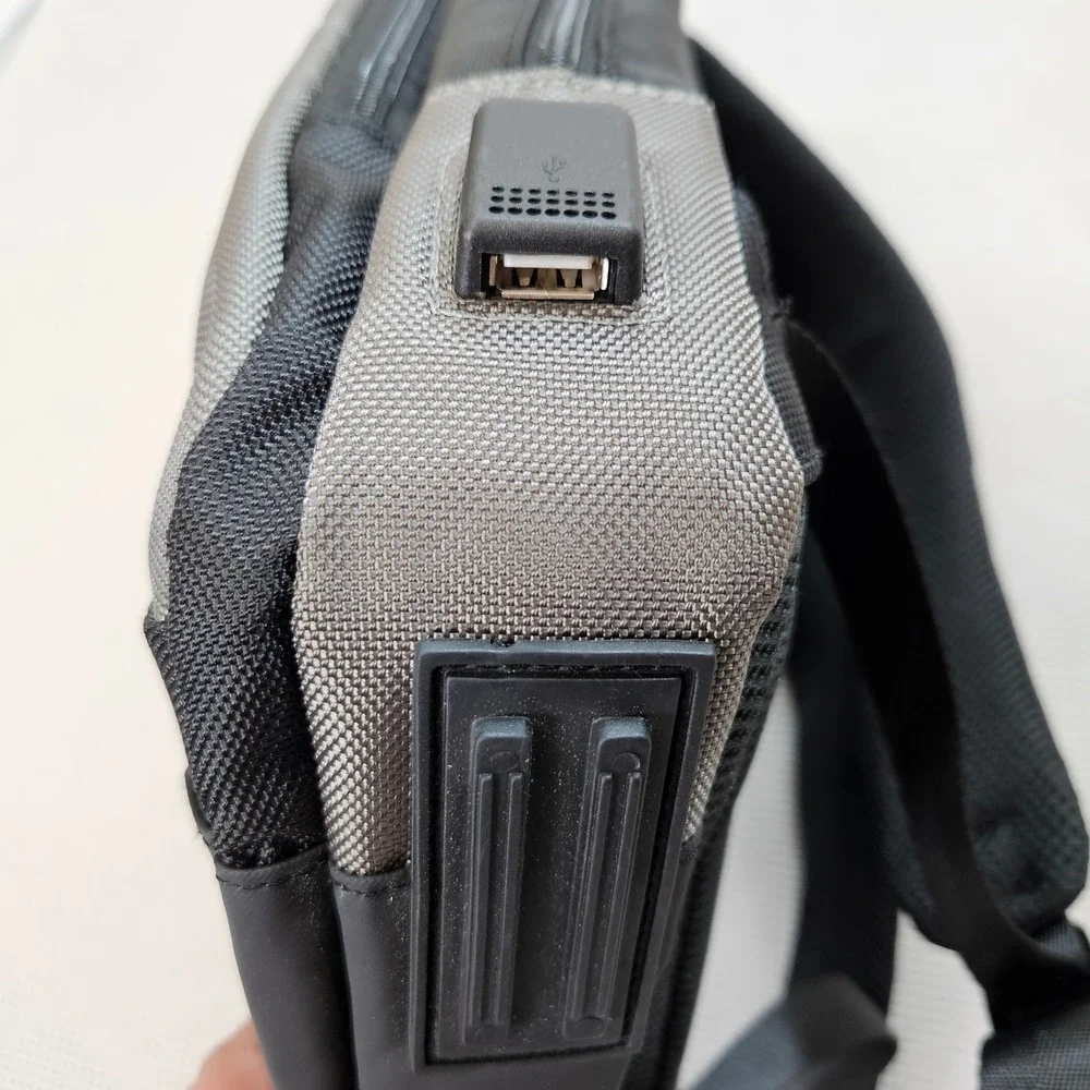 MAXcases Black Gray Slim Tech Backpack Laptop Bag with‎ USB Charging Port